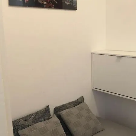 Ema - One Bedroom With Balcony Split