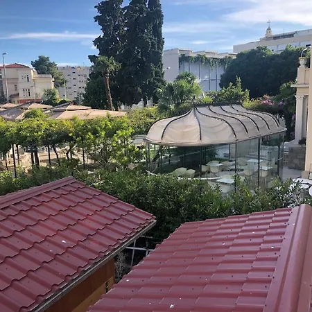 Lejlighed Ema - One Bedroom With Balcony *
